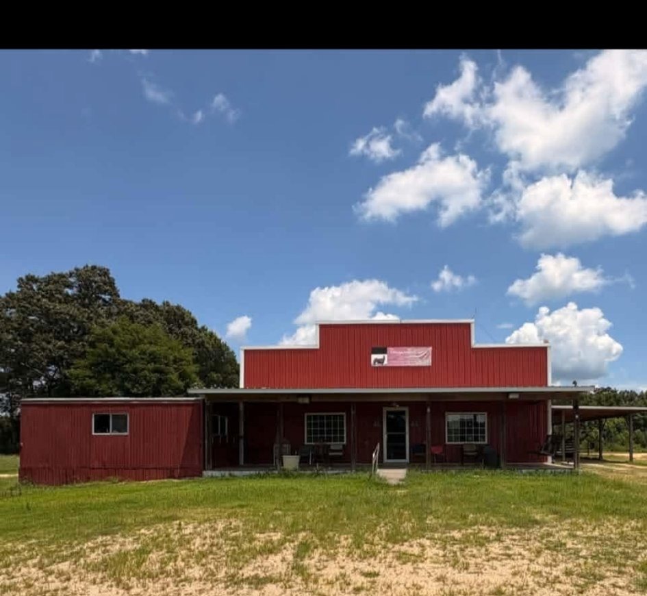 Brown Livestock & Poultry Auction Poultry/Exotics