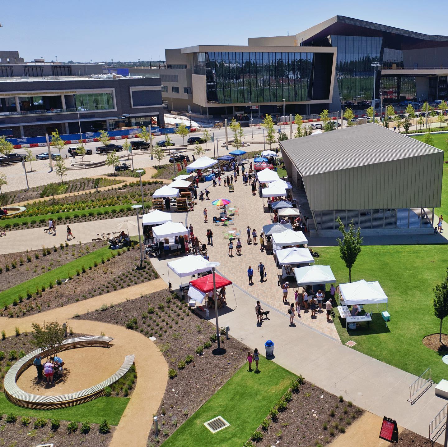Farmers Market at Scissortail Park