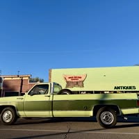 Wray Auction Service and Antique Shop