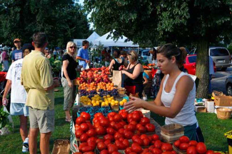 Elmwood-Bidwell Farmers Market