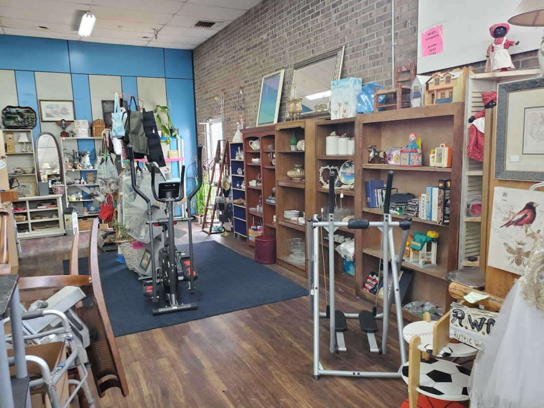 J G Flea Market of Rochester