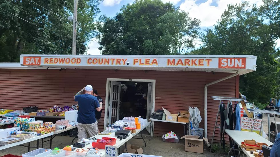 Redwood Country Flea Market