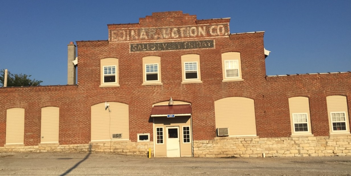 Edina Livestock Sales LLC Livestock