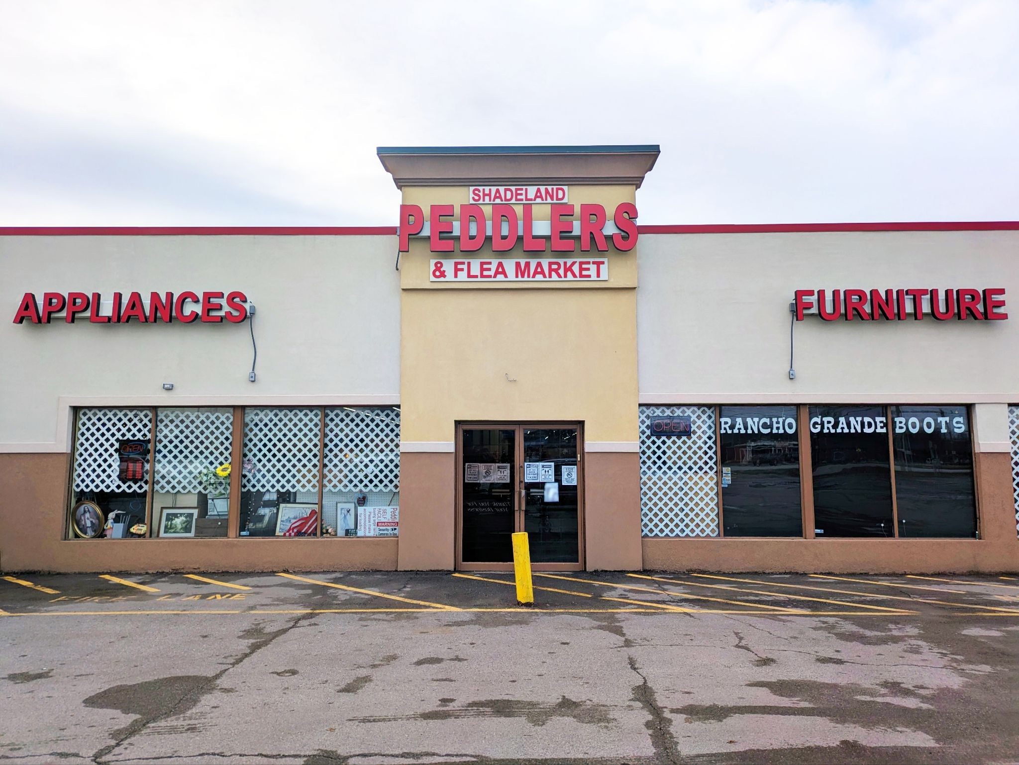 Shadeland Peddlers & Flea Market