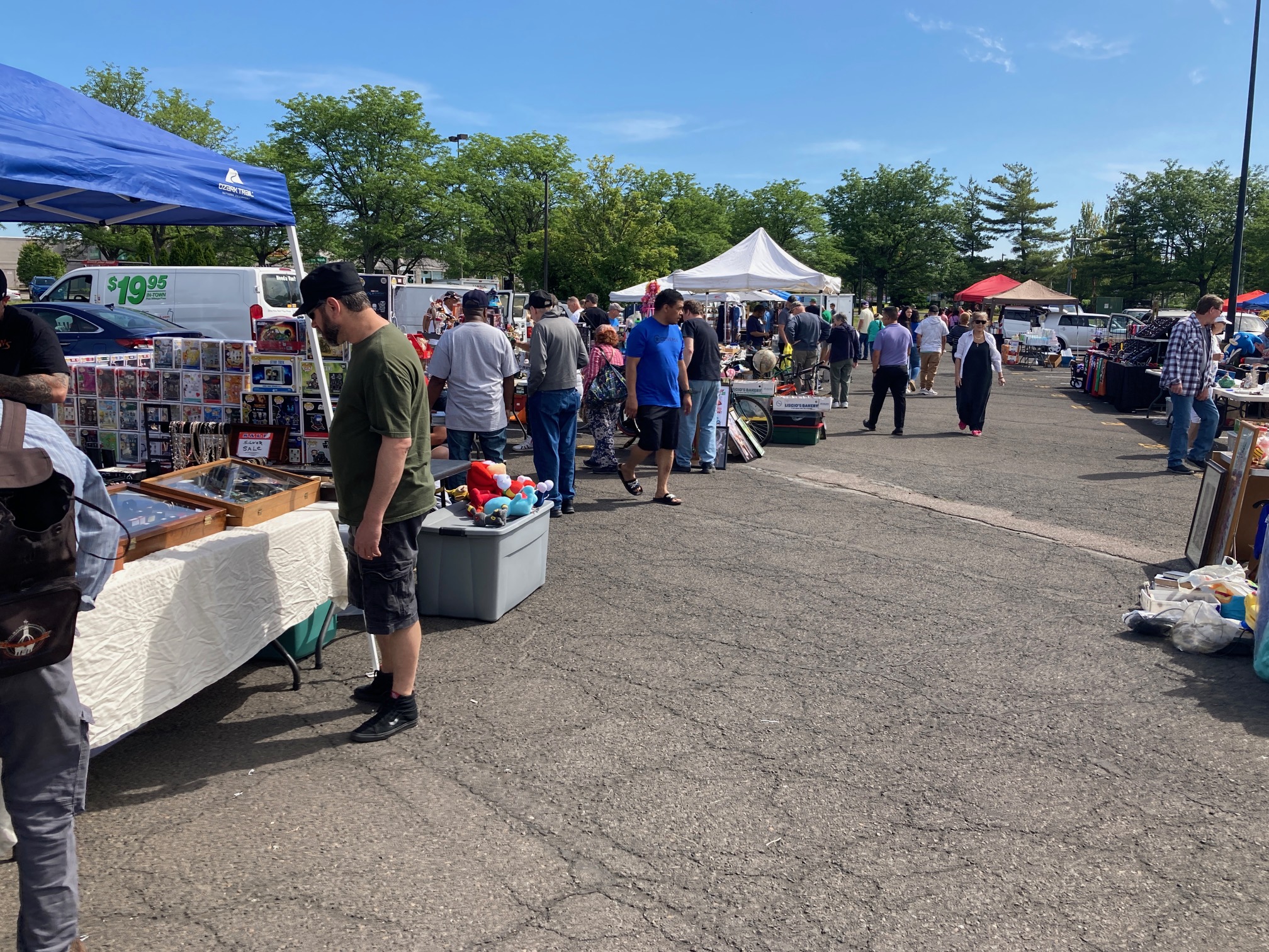 Franklin Mills Flea Market
