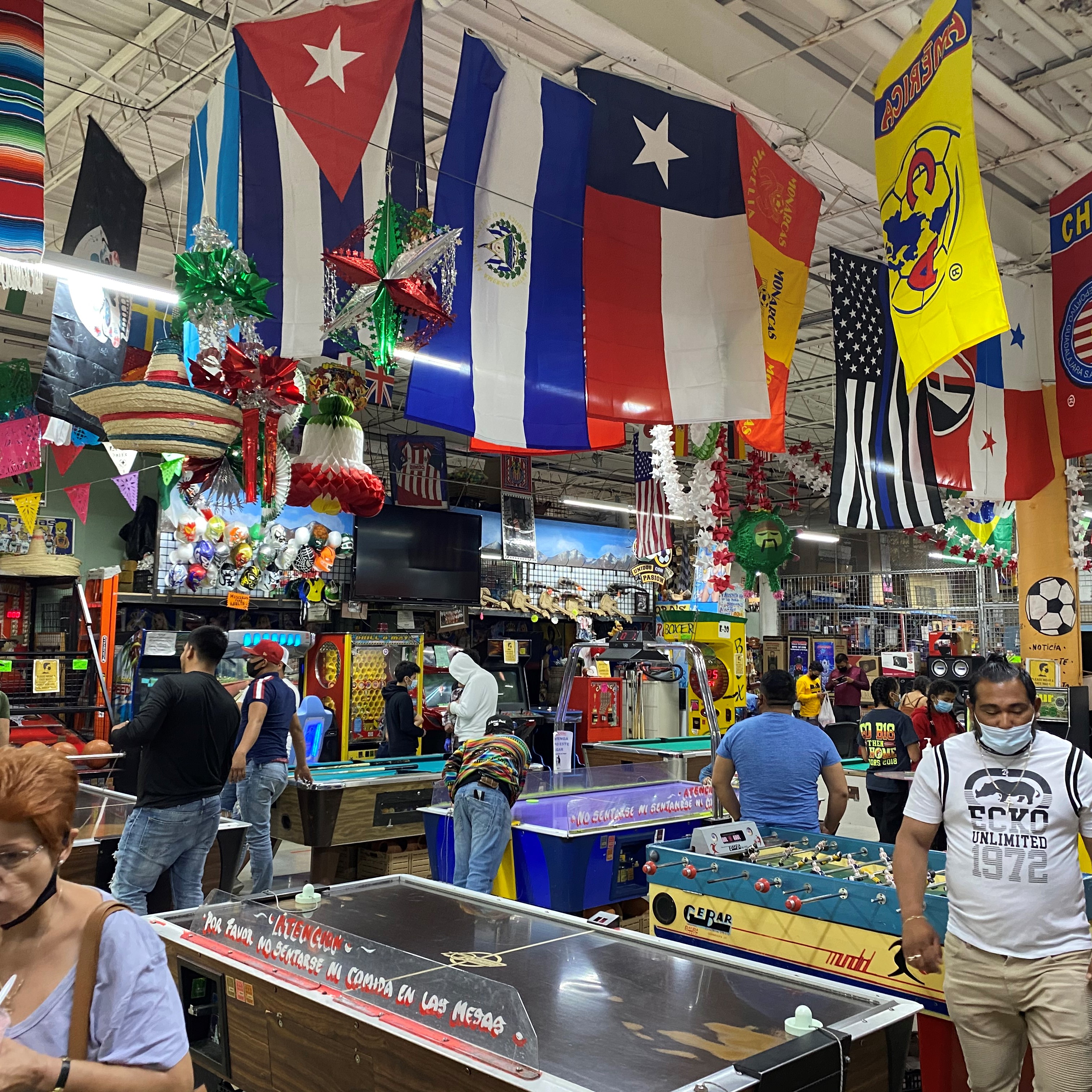 Harry Hines Bazaar
