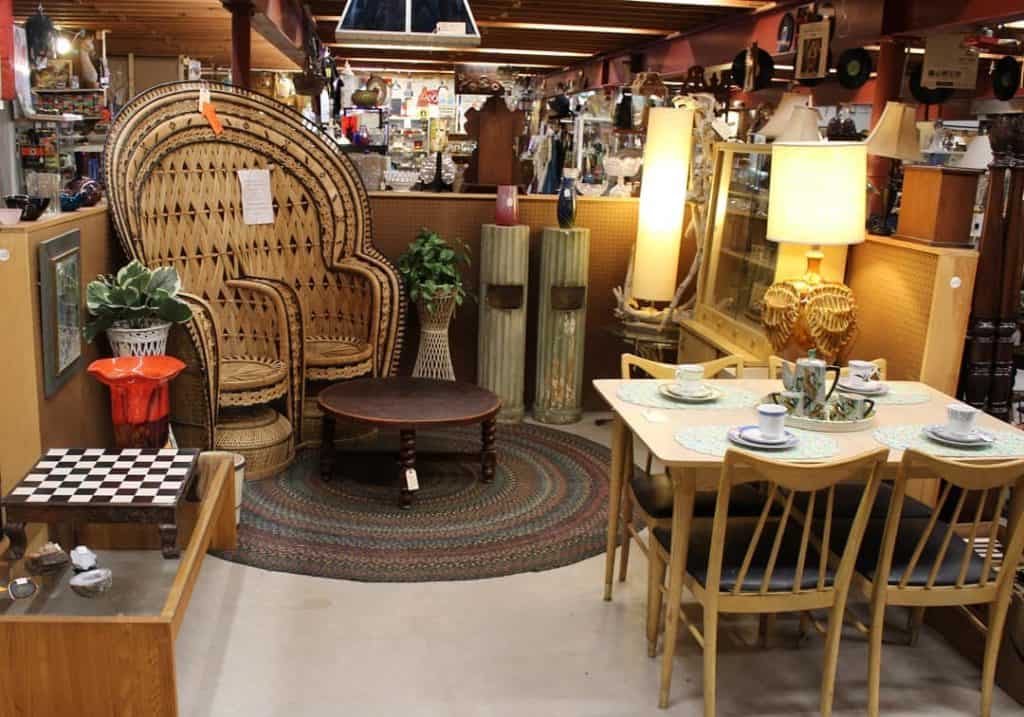 Rhode Island Antiques Mall